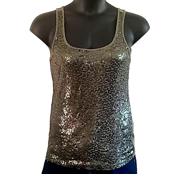 Excellent Old Navy Women Green Sequin Embellished Sleeveless Tank Top Size Large - Picture 6 of 7